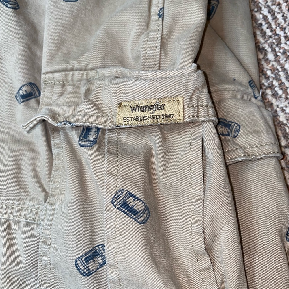 Wrangler size 40 shorts